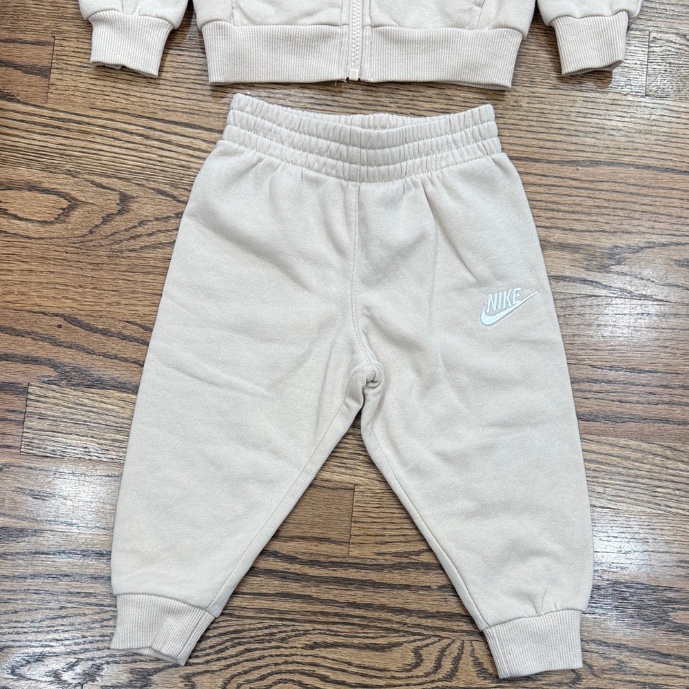 Nike Toddler Boys' Futura Full-Zip Club Fleece Set Size 2T - Picture 3 of 5